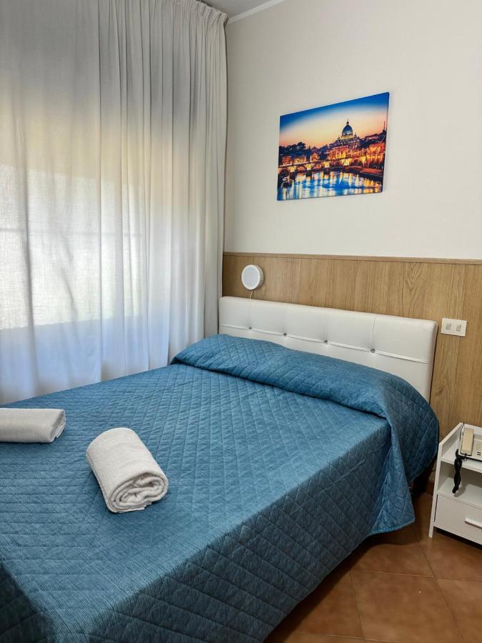 Oasi Santa Rosa Hotel Rome Buitenkant foto
