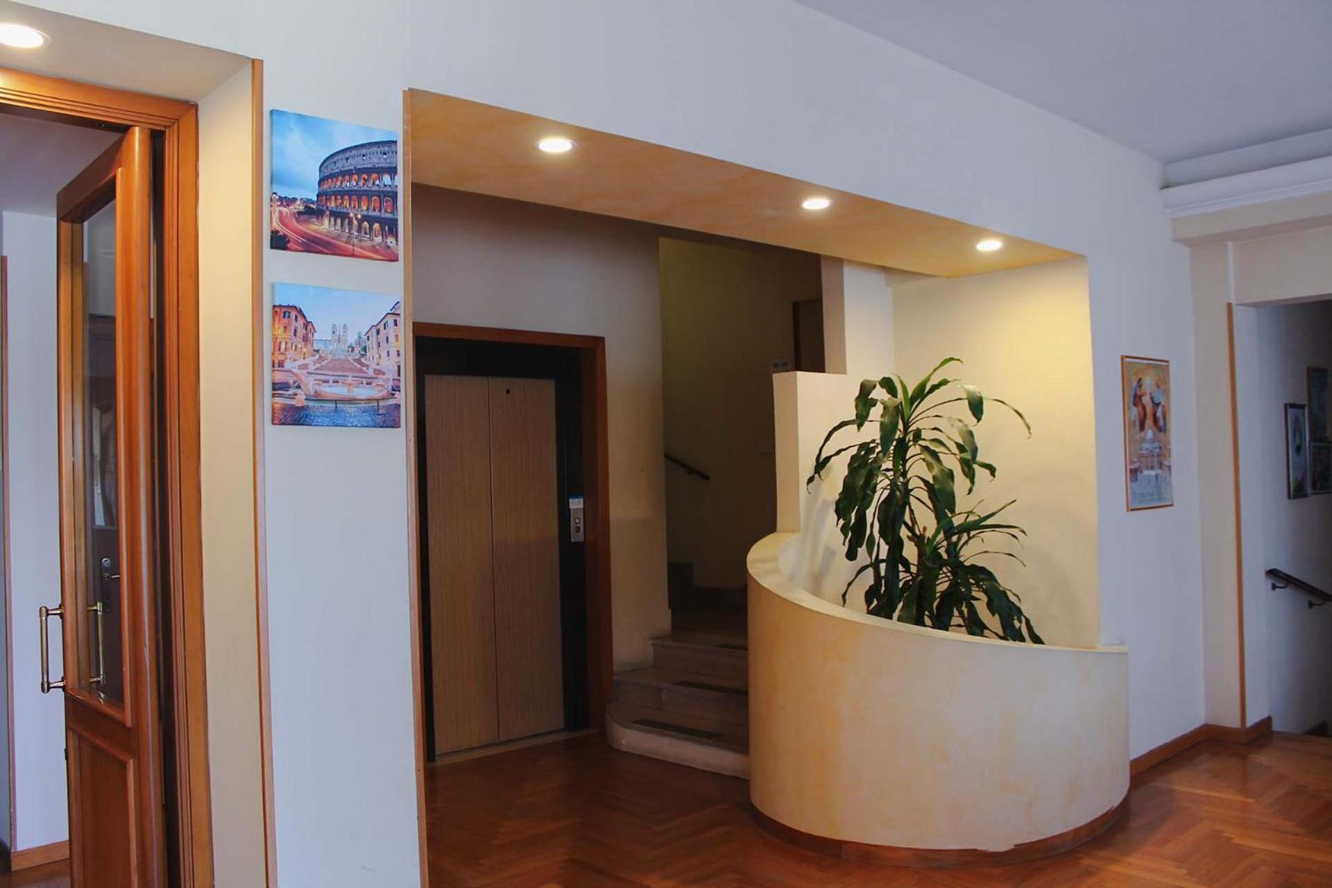 Oasi Santa Rosa Hotel Rome Buitenkant foto