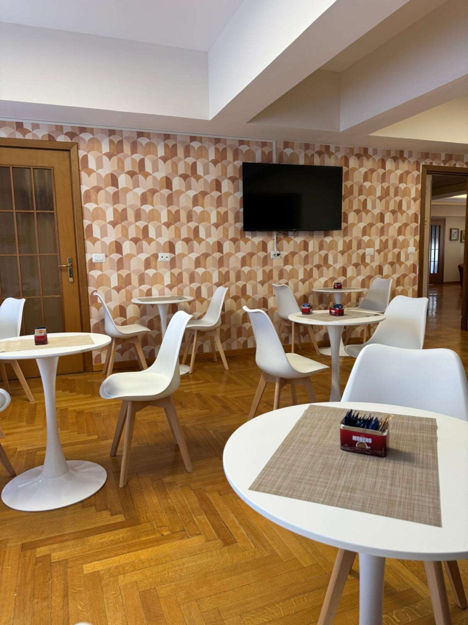 Oasi Santa Rosa Hotel Rome Buitenkant foto